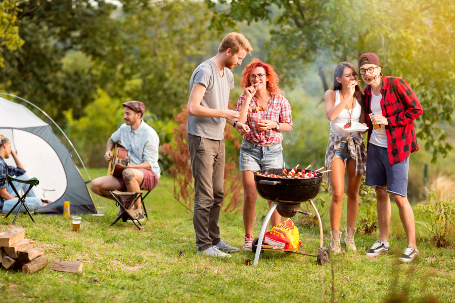 famille en camping ghisonaccia en corse